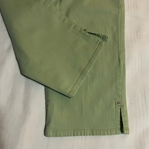 ๐ค Sonoma Relaxed Stretch Fit Capri Pants๐ค - Picture 5 of 7